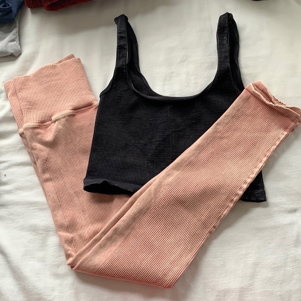 1 FP Movement Happiness Runs bra top NWOT